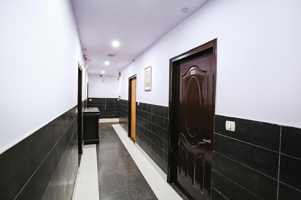 Fabhotel The Lazeez ニューデリー エクステリア 写真
